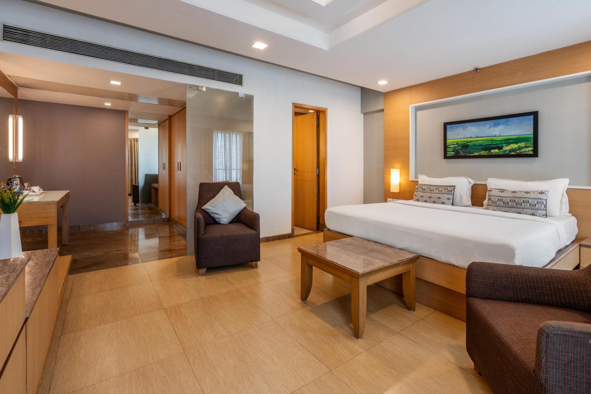Gcc North Side Hotel Mira-Bhayandar Exterior foto